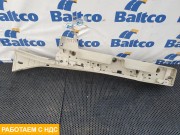 Накладка над дверью правая