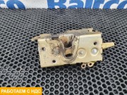 Замок двери правый