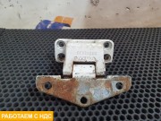 Петля двери правая