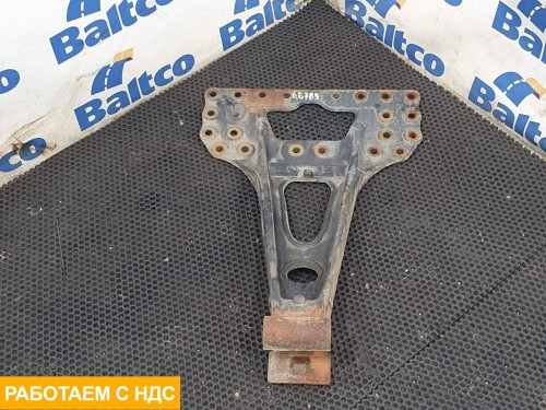 Кронштейн реактивной тяги