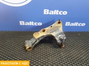 Кронштейн переднего амортизатора правый